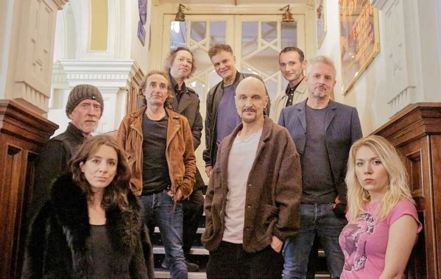 UK James will headline Wychwood Festival 2025