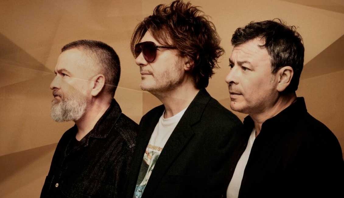 Manic Street Preachers play Azkena Rock In Spain 2025