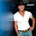 Tim McGraw headlines Barefoot Country Music Fest 2027